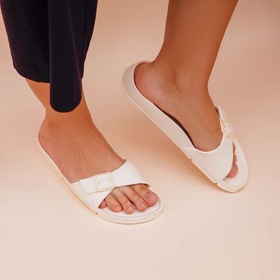 Gambar Ataru Ukuran 41 Sandal Wanita Thin Buckle Strap Slides - Krem