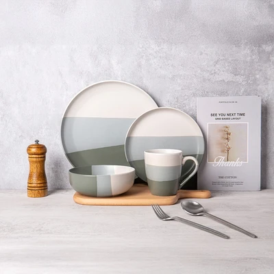 Gambar Delicia Layer Perlengkapan Makan Set 4 pcs - Hijau