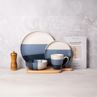 Gambar Delicia Layer Perlengkapan Makan Set 4 pcs - Biru Navy