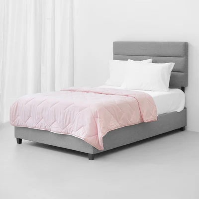 Gambar Informa 150x200 cm Bed Cover Seri Marshmallow - Pink Muda
