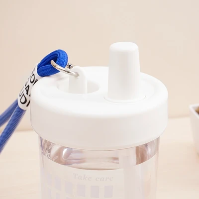 Gambar Picas Noona Botol Minum Plastik 550 ml - Putih