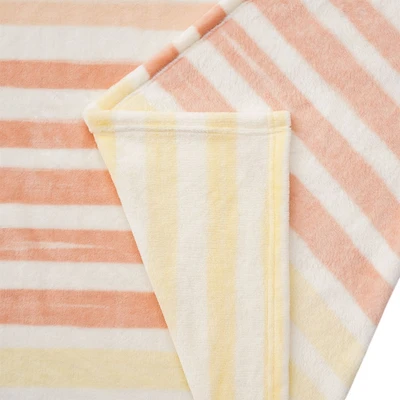 Gambar Informa 150x200 cm Selimut Microfiber Polyester Print Nora - Mix