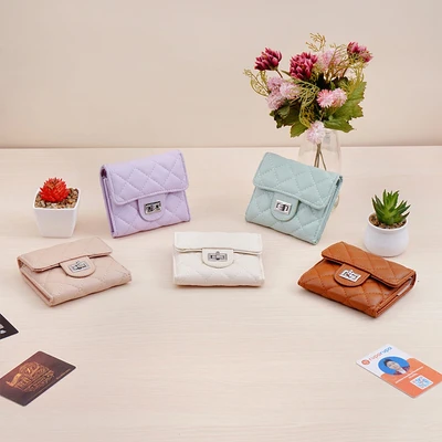 Gambar Ataru Dompet Quilted Dengan Clasp Random