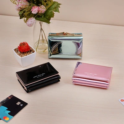 Gambar Ataru Dompet Glossy Shiny Random
