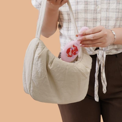 Gambar Ataru Tas Bahu Scrunched Random