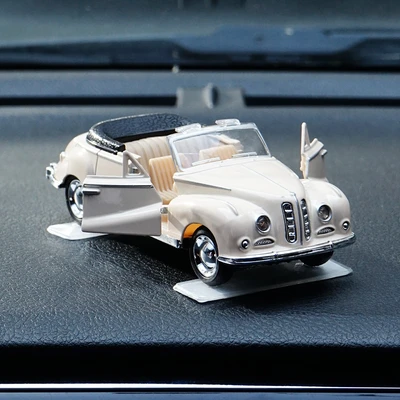Gambar Otto Klasse Ornamen Dashboard Mobil Vintage - Beige