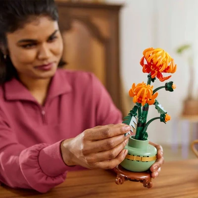 Gambar LEGO Icons Chrysanthemum Botanical Collection Set 278 Pcs 10368 - Oranye/hijau