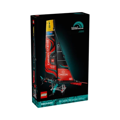 Gambar LEGO Technic Emirates Team New Zealand Ac75 Yacht 42174
