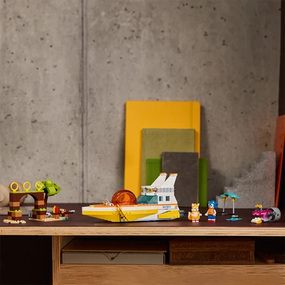 Gambar LEGO Sonic Tails Adventure Boat 76997