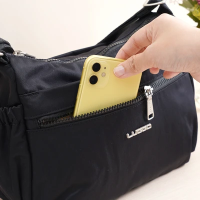 Gambar Luggo Diana Tas Selempang - Hitam