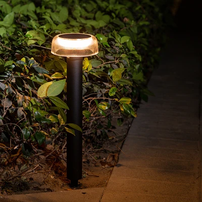 Gambar Krisbow Leora Lampu Taman 160 Lumens 3000K - Hitam