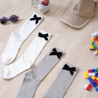Gambar Ataru Set 2 Pasang Kaus Kaki Wanita Crew Black Ribbon -Mix