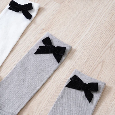 Gambar Ataru Set 2 Pasang Kaus Kaki Wanita Crew Black Ribbon -Mix