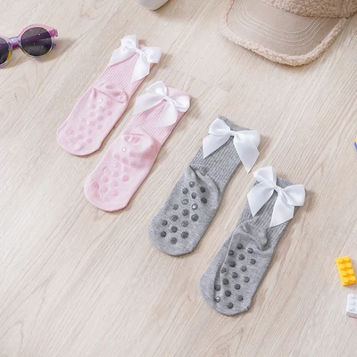 Gambar Ataru Set 2 Pasang Kaos Kaki Bayi Ribbon - Pink/Abu-Abu
