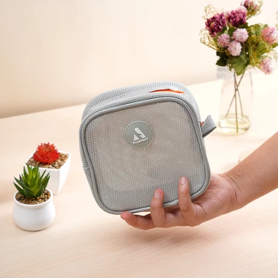 Gambar Passport Orugana Pouch Square - Abu-Abu