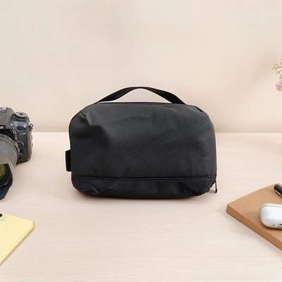 Gambar Passport Tas Organizer Gadget Dengan 14 Kompartemen - Hitam