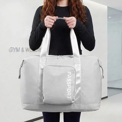 Gambar Passport Eloise Tas Duffle Lipat - Abu-Abu