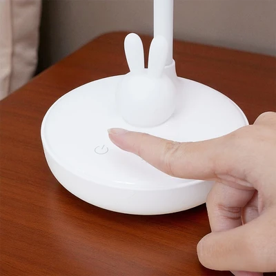 Gambar Eglare Lampu Meja LED Rechargeable 5 Watt Bunny - Putih