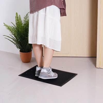 Gambar Krisbow Keset Pintu PVC Wary Grid 40x60 cm - Hitam