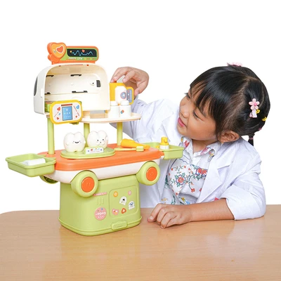 Gambar Pretty Missy Playset Playhouse 2 In 1 Medical Set
