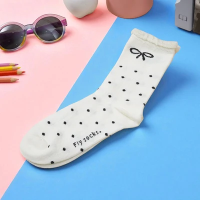 Gambar Ataru Kaos Kaki Wanita Crew Ribbon Random