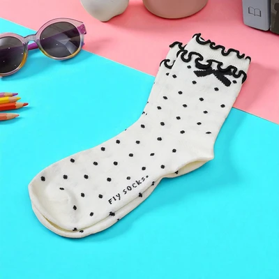 Gambar Ataru Kaos Kaki Wanita Crew Ribbon Random