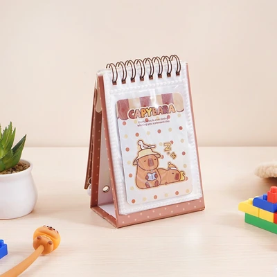 Gambar Ataru Album Foto Meja Capybara PVC & Kertas 2R - Cokelat