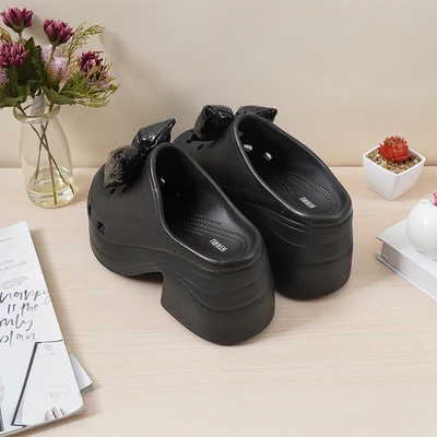 Gambar Ataru Ukuran 37 Sandal Wanita Clogs Platform - Hitam