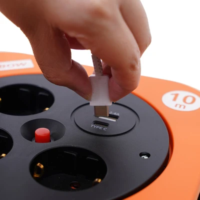 Gambar Krisbow Kabel Roll S Box Dengan USB 10 Meter - Hitam/Oranye