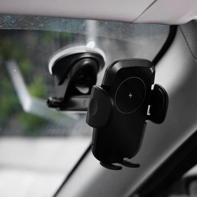 Gambar Otto Klasse Charger Mobil Wireless - Hitam