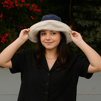 Gambar Ataru Topi Bucket Reversible Wide - Biru Navy/Krem