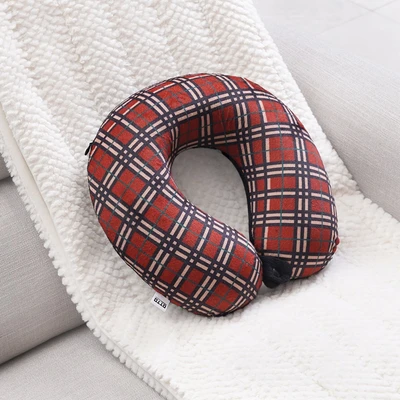 Gambar Otto Klasse Bantal Leher Memory Foam Soft Fleece - Merah