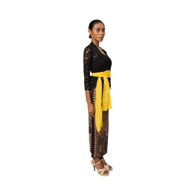 Gambar Pendopo Ukuran XXL Kebaya Wanita Basic - Hitam