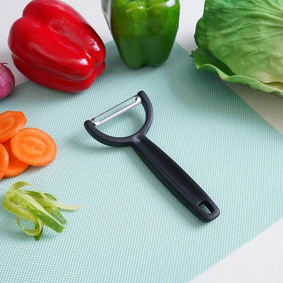 Gambar Victorinox Ypso Alat Pengupas Bergerigi 14.5 cm - Hitam