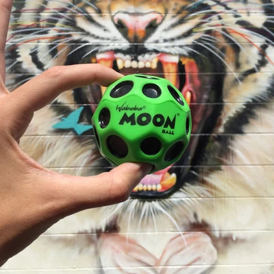 Gambar Waboba Bola Moon In 2 Tier Random