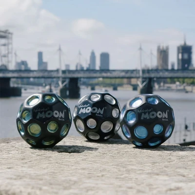 Gambar Waboba Bola Moon Dark Side Random