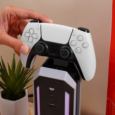 Gambar Krisbow Stop Kontak Tower RGB 4 Soket Dengan USB-A & USB-C - Putih