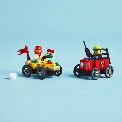 Gambar LEGO City F1 Pizza Vs Fire Truck
