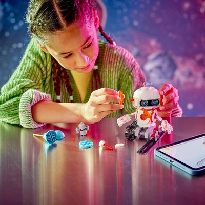 Gambar LEGO Creator Space Robot