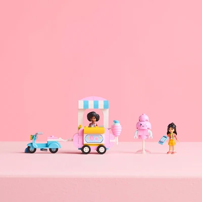 Gambar LEGO Friends Candyfloss Stand & Scooter