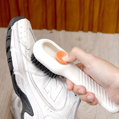 Gambar Proclean Sikat Sepatu Dengan Dispenser Sabun - Putih