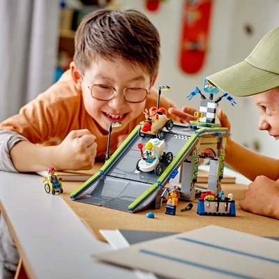 Gambar LEGO City No Limits Race Car Ramp Track Set 436 Pcs 60460 - Mix