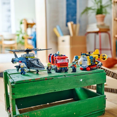 Gambar LEGO City Helicopter, Fire Truck & Submarine Remix Set 874 Pcs 60462 - Mix