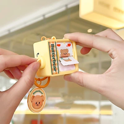 Gambar Kiddy Fun Butterbear Gantungan Kunci Clip Animation Machine - Kuning