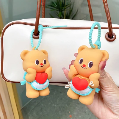 Gambar Kiddy Fun Butterbear Gantungan Kunci Hand Rope Love Squeeze - Cokelat