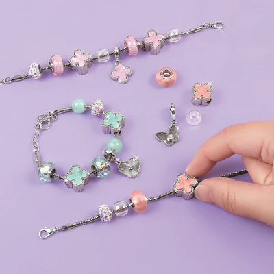 Gambar Make It Real Clover The Top Bracelet Kit Set 28 Pcs - Mix