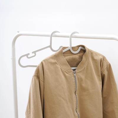 Gambar Stora Hanger Baju 30x17x30 cm - Abu-Abu