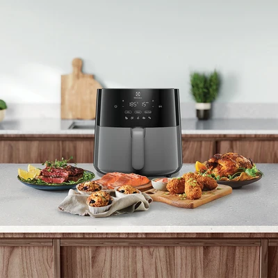 Gambar Electrolux Air Fryer 5 Liter 1500 Watt E5AF1600P - Abu-Abu/Silver