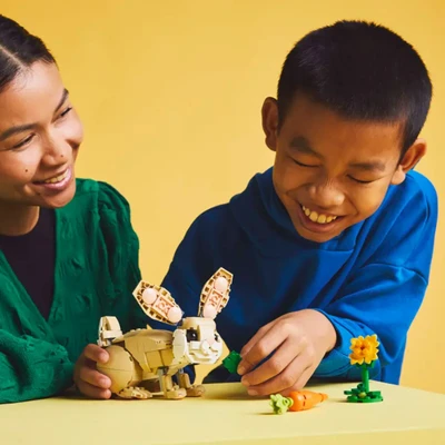 Gambar LEGO Creator 3 In 1 Cute Bunny Set 326 Pcs 31162 - Krem