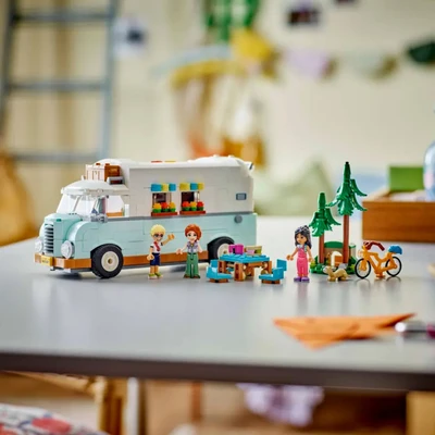Gambar LEGO Friends Friendship Camper Van Adventure Set 778 Pcs 42663 - Mix